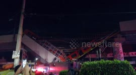 Emergency services arrive at scene of overpass collapse that killed 23 in Mexico
