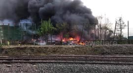 Fire rips through industrial estate in Nottingham, UK