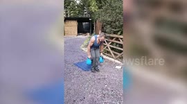 UK grandfather awaiting a hip replacement completes 10,000 kettle bell swings for new record