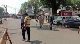 Police officials put COVID-19 curfew violators in ambulance with fake positive patients in central India