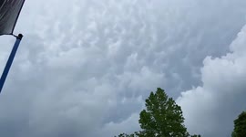 US: Mammatus Clouds Spotted Over Arkansas