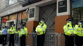 Arrests made outside Elbit's HQ in London, England at Palestinian protest