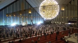 Pakistan mosques draw worshippers despite deadly Covid-19 third wave in Islamabad, Pakistan