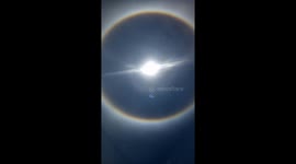 Vietnamese locals stunned by giant sun halo in sky
