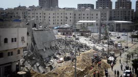Aftermath of Israeli airstrike on block in northern Gaza