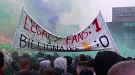 Fans chant & light flares at Manchester United Glazers out protest, outside Old Trafford