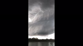 Tornado-producing storm moves into Lubbock, Texas