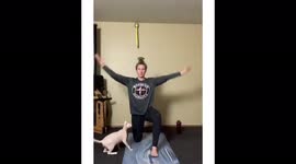hairless cat wants to do yoga too