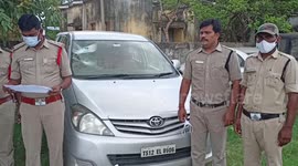 Police officials seize cannabis from miscreants in southern India