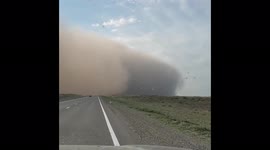 Massive wall of sand, dust storms Russia