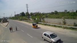 Speeding four-wheeler crashes into another in southern India