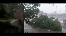 Extremely Heavy Rains and wind by Cyclone Tauktae in Gujarat India massive distraction