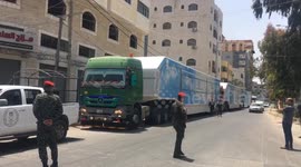 A convoy of Jordanian medical supplies arrives at Gaza hospital