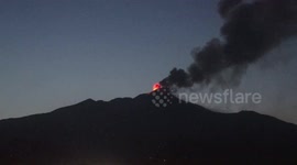Mount Etna erupts AGAIN with huge sprays of lava and loud bangs