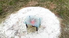 Ukrainian YouTuber tests bulletproof glass against 1,000 sparklers