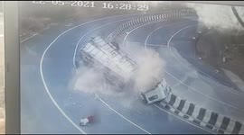 Motorist miraculously survives after being thrown from truck during dramatic crash in India