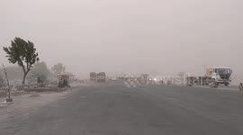 Terrifying dust storm sweeps through traffic in India