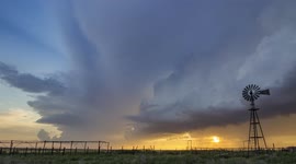 Timelapse of severe thunderstorm at sunset in Quanah,Texas
