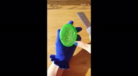 'Relaxing ASMR of a Glittery Soap being Sliced Up '