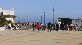 Bournmouth Beach Bajkes In The Hot Summer Sun