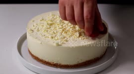 Here is how to make a delicious white chocolate cheesecake without baking