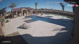 Doorbell camera captures fatal aircraft crash near Las Vegas, US