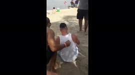 Hilarious cockroach prank