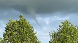 UK: Tornado-Like Funnel Cloud Spotted Over Sky Of Bristol 3