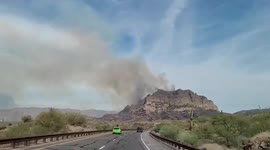 US: Smoke From Telegraph Fire Fills Arizona Sky 3