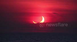 US skywatchers witness stunning 'ring of fire' solar eclipse