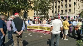 Unions launch general strike against labor reforms in Athens, Greece