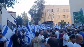 Pro-Israeli nationalist march sweeps through Jerusalem