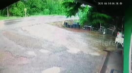 Driver survives horror pickup truck crash thanks to seatbelt