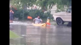 Man kayaks through Texas floods