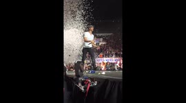 Enrique Iglesias slices hand with drone