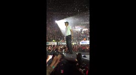 Enrique Iglesias performs despite gruesome drone injury in Tijuana, Mexico concert