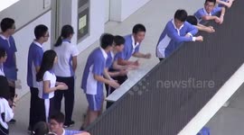 Chinese high school students create giant