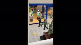 New York shopping mall locked down after reports of active shooter