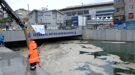 Mucilage Cleaning Has Started In The Sea Of Marmara