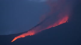 Mount Etna latest eruption gives Italians a lovely evening show
