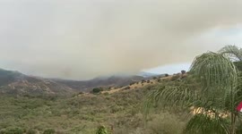 US: Mesa Fire Breaks Out Along SR-76 In Pala, California 2