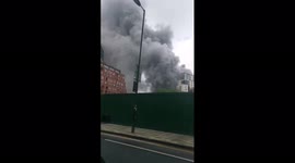 UK: Fire At Elephant And Castle Station Sends Massive Plumes Of Smoke Into London Sky 2