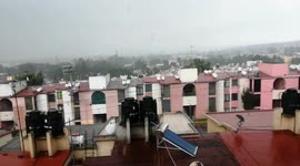 Lluvia fuerte en Coacalco, gracias a los efectos del huracán Enrique categoría 1 en las zonas tropicales de México
