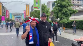 Football fans take selfies with Jurgen Klopp lookalike ahead of England vs Germany