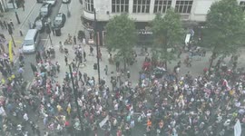 Large 'freedom' protest in London's Oxford Street
