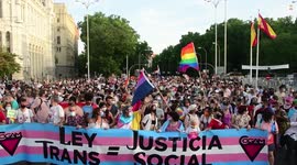 La marcha del gay pride 2021 toma Madrid con la Ley Trans como protagonista