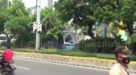 Dozens of Ambulance Cars Carrying Covid 19 Patients Stuck in Traffic on Jalan Salemba, Central Jakarta