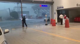 Mexico: Hailstorm And Massive Flooding Hit Greater Mexico City 7