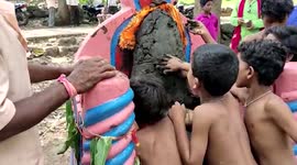 Villagers submit to superstitious beliefs to make it rain in central India