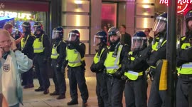 Riot police appear in central London, changing the mood of England fan celebration